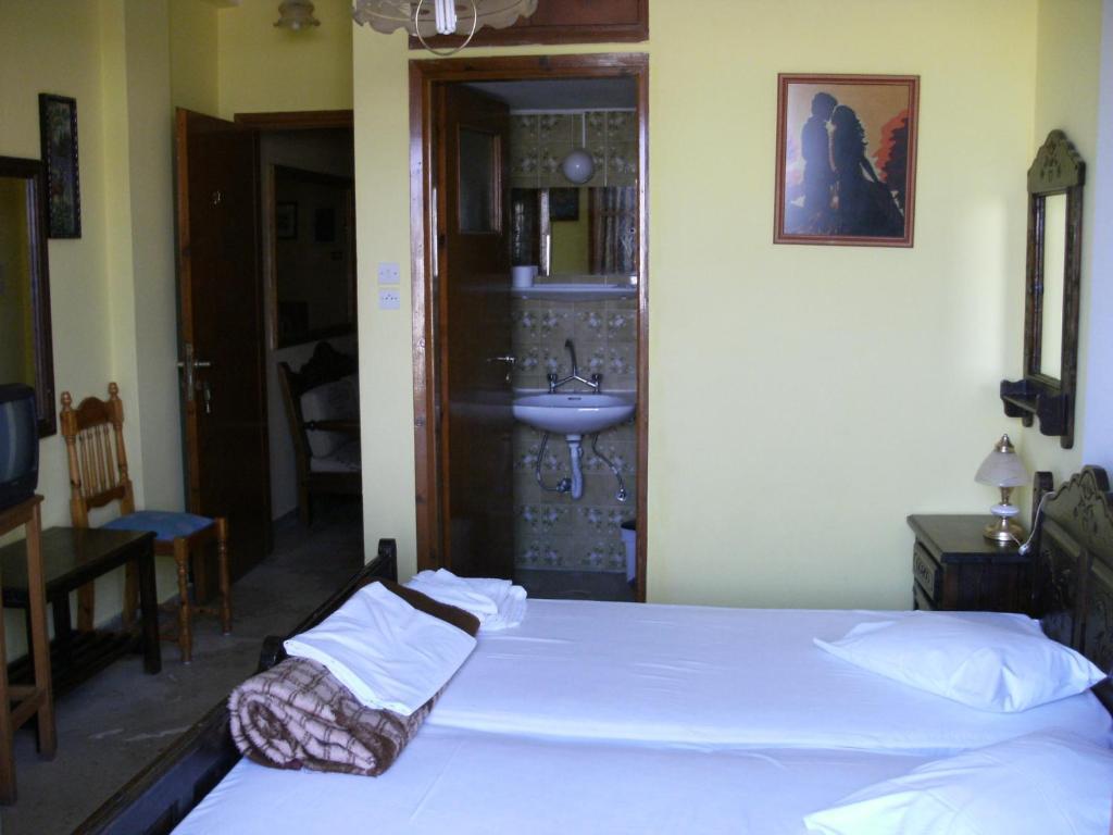 Katerina Hotel โตโล ภายนอก รูปภาพ